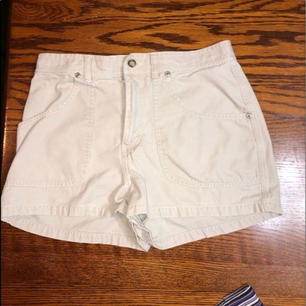 Express 100% cotton khaki shorts size 7/8 in EUC